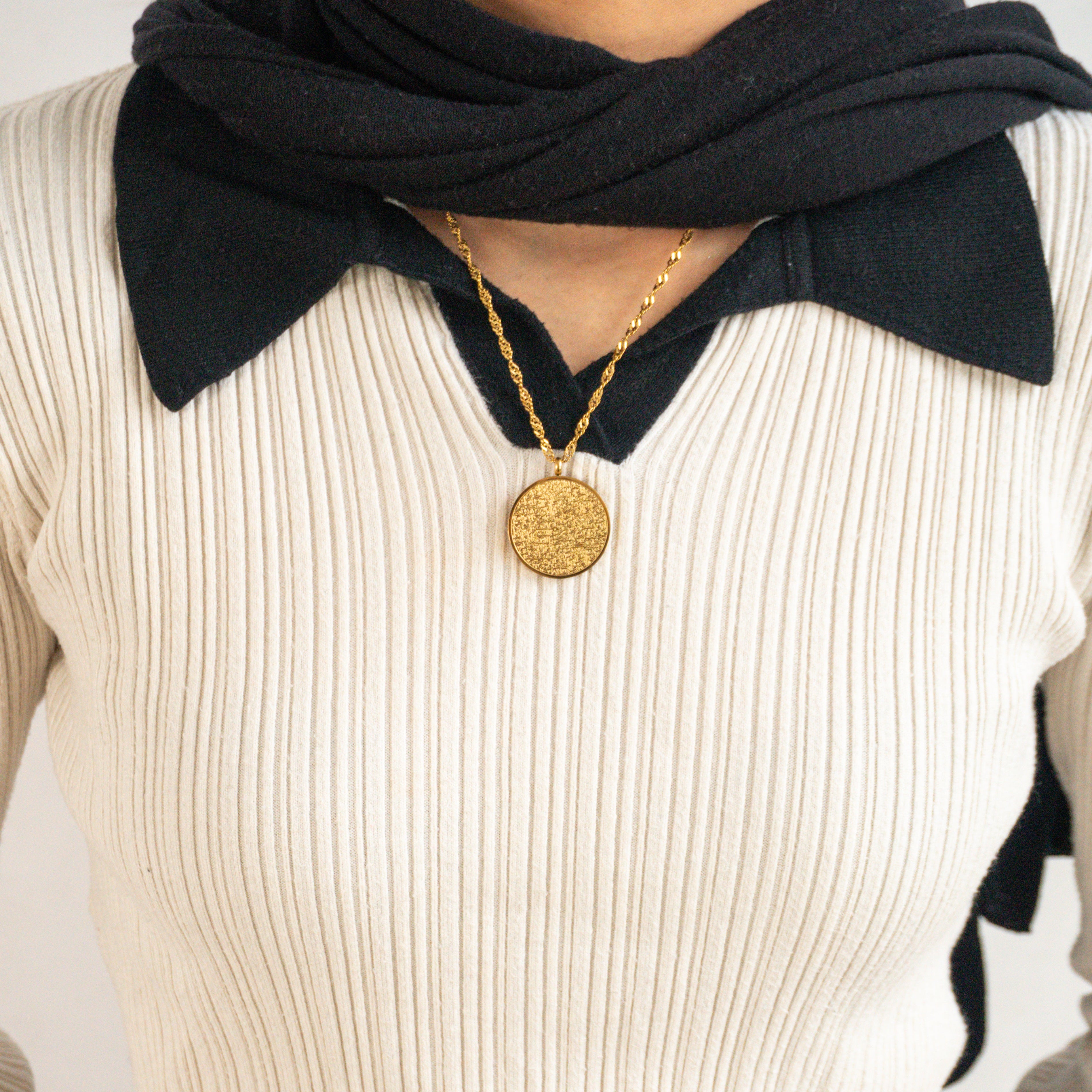 Ayatul Kursi Necklace (Round)